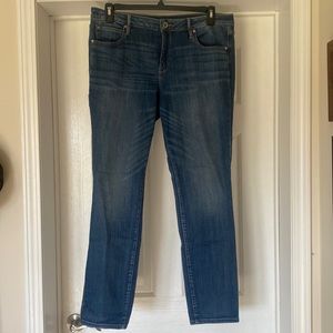 a.n.a Mid Rise Medium Wash Skinny Jean.